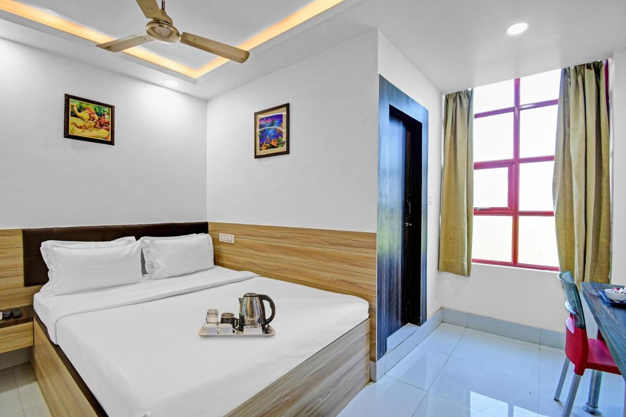 Oyo Townhouse 779 Gods County Hotel Тарапит Екстериор снимка