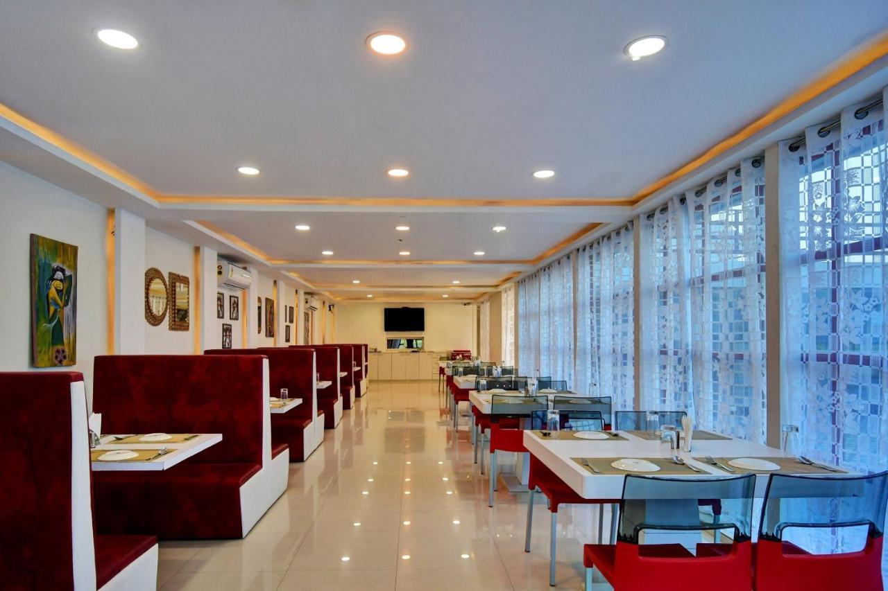 Oyo Townhouse 779 Gods County Hotel Тарапит Екстериор снимка